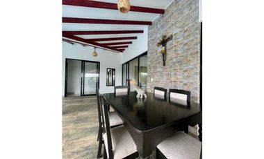 Vendo Casa campestre en condominio en Calima, Valle del Cauca  ES