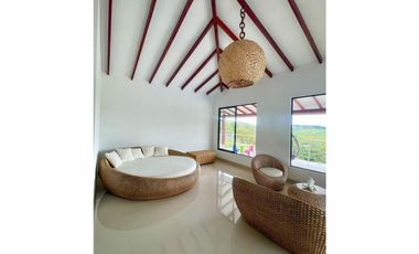 Vendo Casa campestre en condominio en Calima, Valle del Cauca  ES