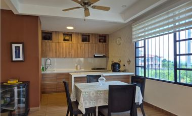 Venta Casa Campestre en Chinauta Antes del Peaje | 246 m²