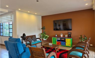 Venta Casa Campestre en Chinauta Antes del Peaje | 246 m²