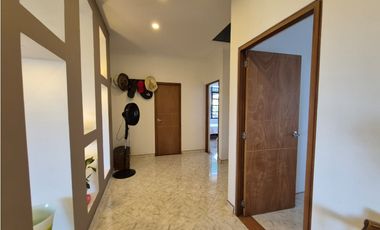 Venta Casa Campestre en Chinauta Antes del Peaje | 246 m²
