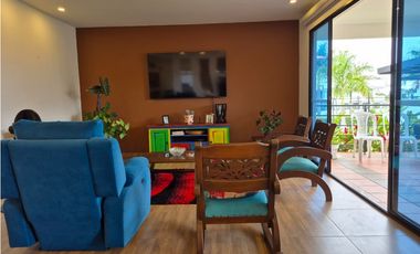 Venta Casa Campestre en Chinauta Antes del Peaje | 246 m²