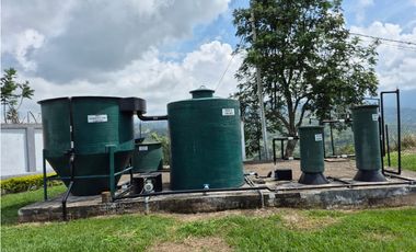 Venta Casa Campestre en Chinauta Antes del Peaje | 246 m²