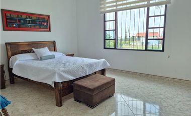 Venta Casa Campestre en Chinauta Antes del Peaje | 246 m²