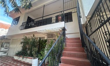 APARTAMENTO DISPONIBLE EN ALQUILER EN MELENDEZ, SEGUNDO PISO