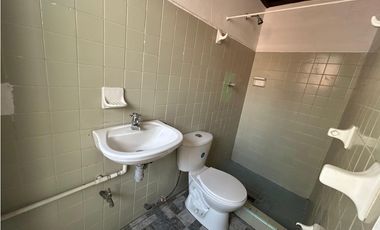 APARTAMENTO DISPONIBLE EN ALQUILER EN MELENDEZ, SEGUNDO PISO