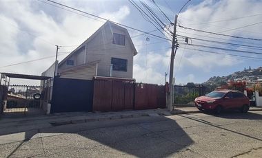 Casa en Arriendo en Santiago Watt 91