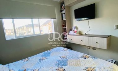 Casa en Venta en Al lado de Manuel Bustos Huerta