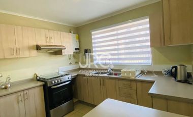 Casa en Venta en Al lado de Manuel Bustos Huerta