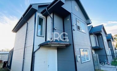 Casa en Venta en Al lado de Manuel Bustos Huerta