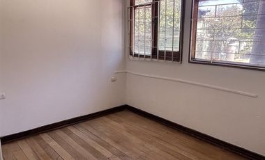 Casa en Arriendo en esquina 2 oriente