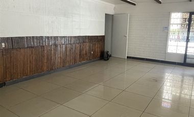 Casa en Arriendo en esquina 2 oriente