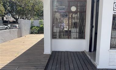 Oficina en Arriendo en esquina 2 oriente