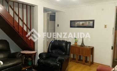 Casa en Venta en Metro Carlos Valdovinos