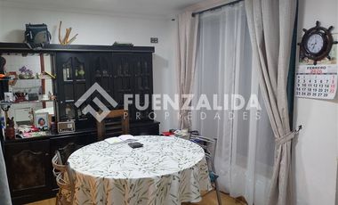 Casa en Venta en Metro Carlos Valdovinos