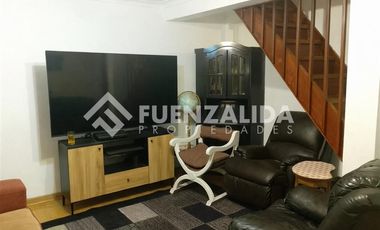 Casa en Venta en Metro Carlos Valdovinos