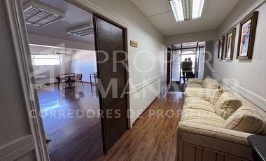 Oficina en Venta en Oficina 95 m² en Venta – Edificio Patio Las Terrazas, Centro de Chillán