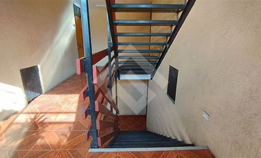 Departamento en Venta en Avenida Ossa, a pasos del metro San Ramon