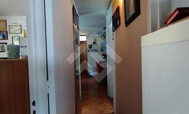 Departamento en Venta en Avenida Ossa, a pasos del metro San Ramon