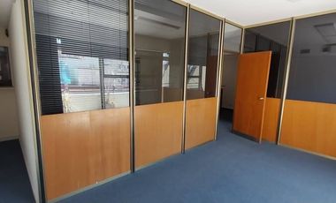 ALQUILER OFICINA 81 m2, LUMINOSA, NO RESIDENCIAL