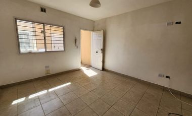 Departamento en alquiler en Burzaco Este