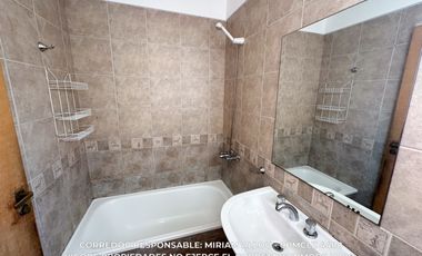 Departamento 3 ambientes 66,25 m² en alquiler con cochera en Lanús Este