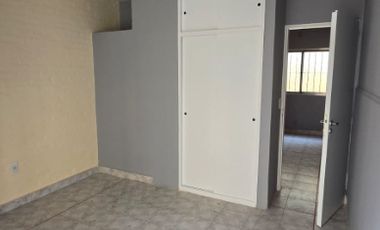 Departamento Tipo Casa en alquiler en Lanus Oeste