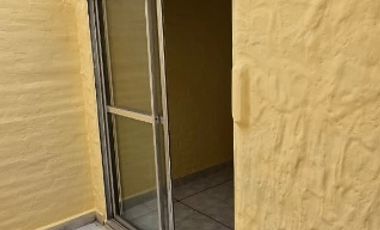 Departamento Tipo Casa en alquiler en Lanus Oeste