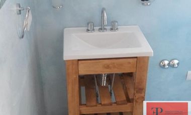 Casa en alquiler permanente c/ pileta en Villa de las Rosas