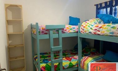 Casa en alquiler permanente c/ pileta en Villa de las Rosas