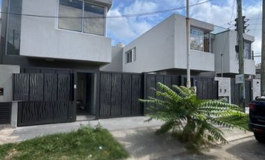 Duplex en alquiler en Ramos Mejia Sur