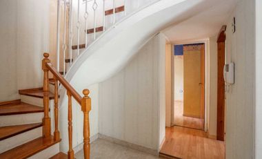 VENTA CASA 7 AMBIENTES OLIVOS ROCHE MUTIFAMILIAR