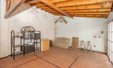 VENTA CASA 7 AMBIENTES OLIVOS ROCHE MUTIFAMILIAR