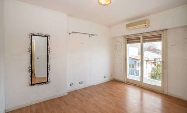 VENTA CASA 7 AMBIENTES OLIVOS ROCHE MUTIFAMILIAR