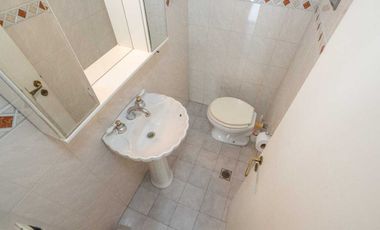 VENTA CASA 7 AMBIENTES OLIVOS ROCHE MUTIFAMILIAR