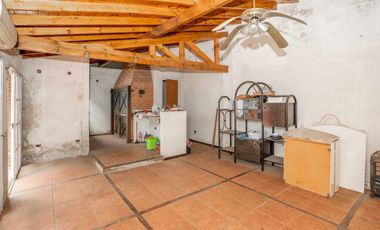 VENTA CASA 7 AMBIENTES OLIVOS ROCHE MUTIFAMILIAR