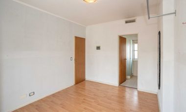 VENTA CASA 7 AMBIENTES OLIVOS ROCHE MUTIFAMILIAR