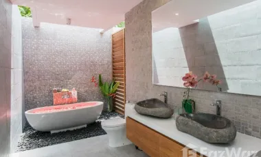2 Bedroom Villa for rent in Berawa, Bali