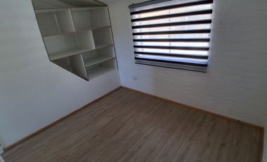 SE ARRIENDA ACOGEDORA CASA SOLIDA