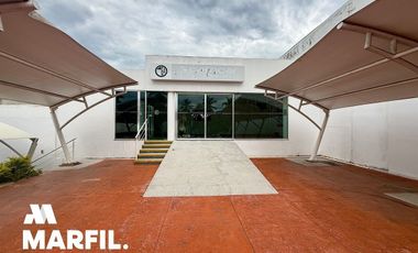 Local Comercial en Venta en Zona Automotriz en Colima Blvd Carlos de la Madrid