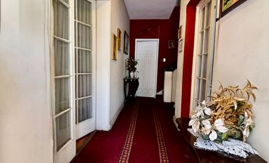 EXCELENTE UBICACION Y TERRENO HABITACIONAL Y/O COMERCIAL