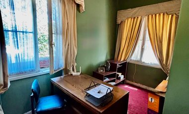 EXCELENTE UBICACION Y TERRENO HABITACIONAL Y/O COMERCIAL