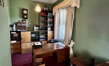 EXCELENTE UBICACION Y TERRENO HABITACIONAL Y/O COMERCIAL