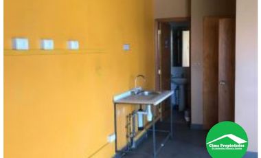 Arriendo Local Comercial de 2 Niveles en Huechuraba