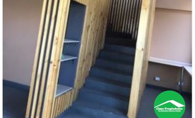 Arriendo Local Comercial de 2 Niveles en Huechuraba