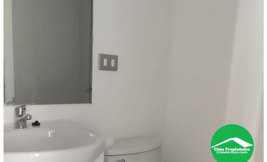 Departamento en La Granja: 3 Dormitorios 2 Baños, Excelente Ubicación