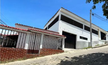 Casa-Bodega - Villa Rosario