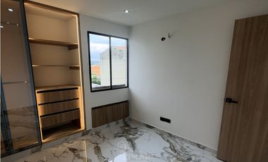 APARTAMENTO EN EDIFICIO PALATINO