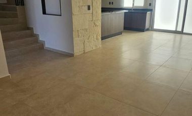 Casa en Condominio en Renta en El Cerrito