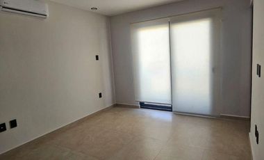 Casa en Condominio en Renta en El Cerrito